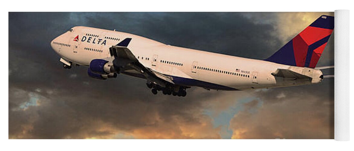 Delta Yoga Mat featuring the digital art Delta Airlines Boeing 747 N633US by Airpower Art