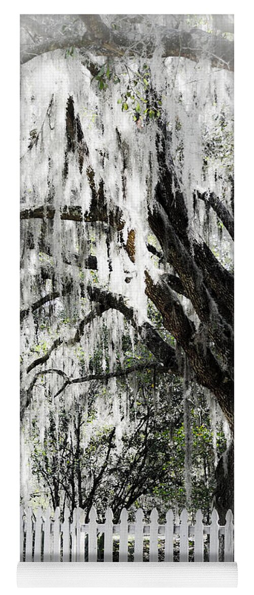 Southern Oak Tree Yoga Mat featuring the photograph Dreamy Southern Oak Tree by Carolyn Marshall