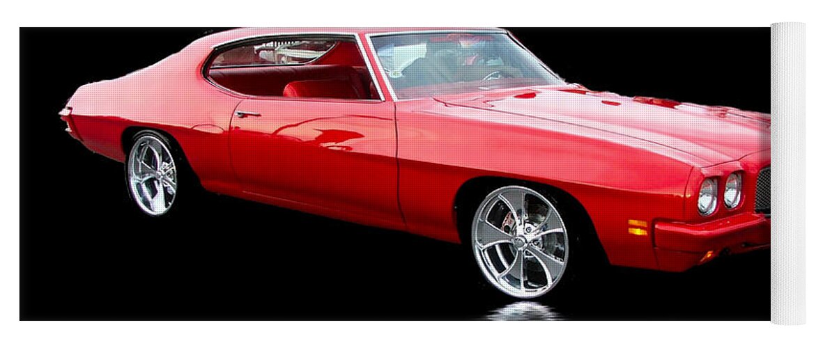  Getty Up Go! Yoga Mat featuring the photograph Getty Up Go In A GTO by Wanda-Lynn Searles