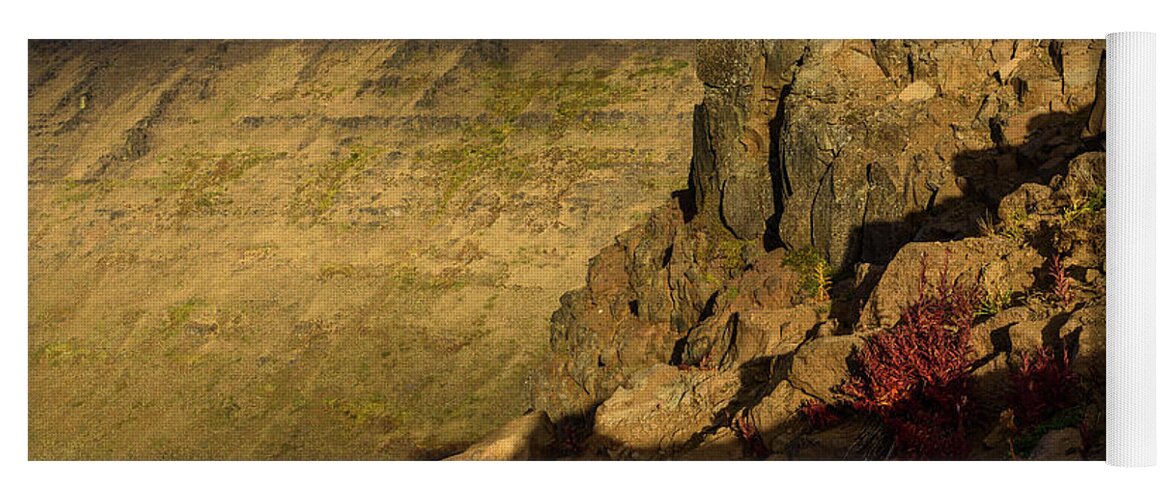 Eastern Oregon Yoga Mat featuring the photograph Kiger Gorge by Robert Potts