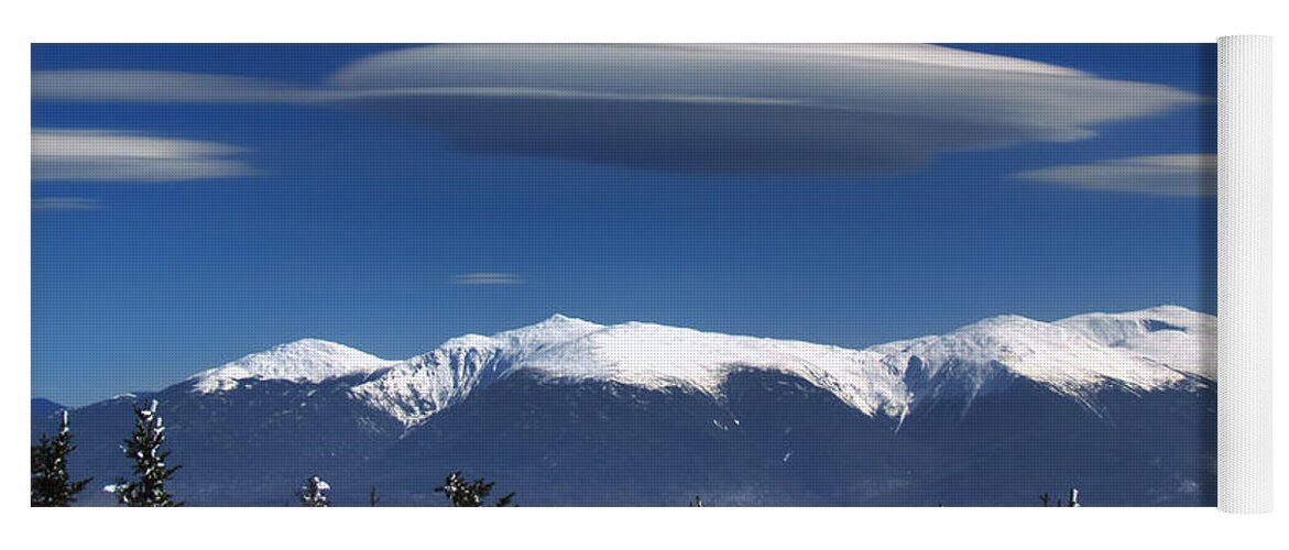 Lenticular Yoga Mat featuring the photograph Lenticulars over Mount Washington by White Mountain Images