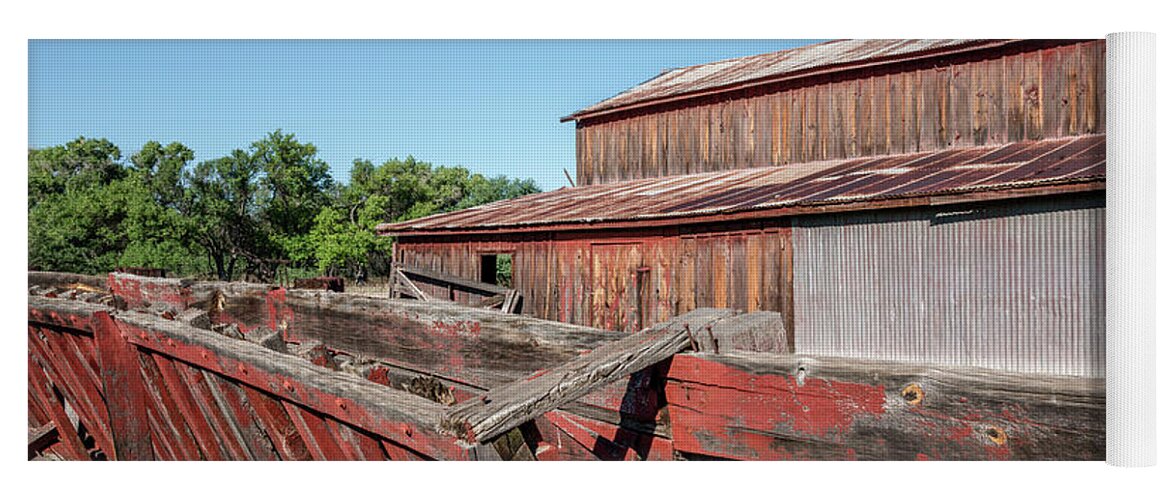 Abandoned Yoga Mat featuring the photograph Lil Boquillas Barn 10 by Al Andersen