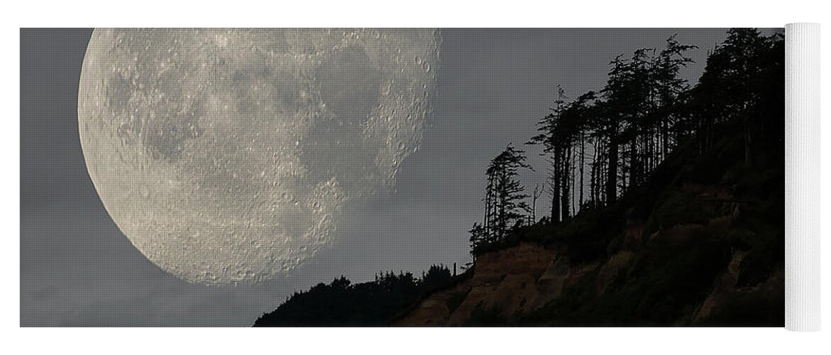 Landscape Yoga Mat featuring the photograph Moon at Roosevelt Beach WA by Bob Cournoyer
