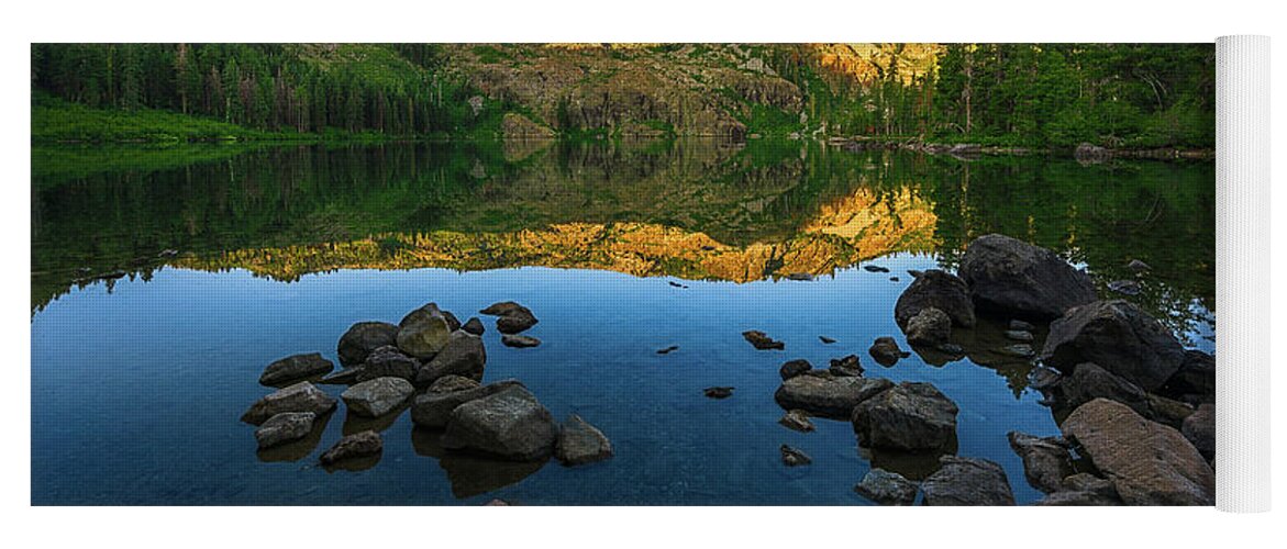 Af-s Nikkor 14-24mm F2.8g Ed Yoga Mat featuring the photograph Morning Reflection on Castle Lake by John Hight