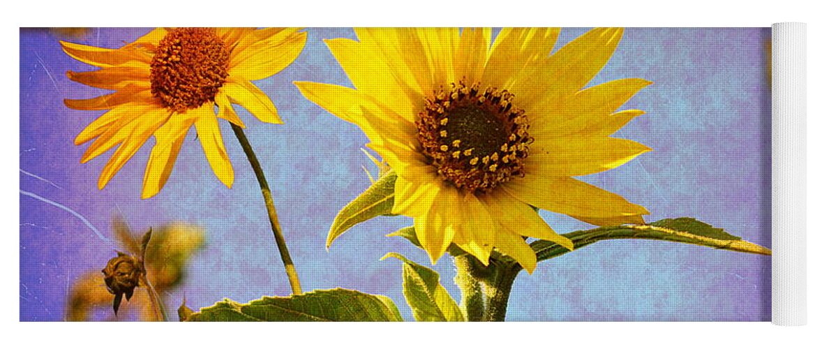 Glenn Mccarthy Yoga Mat featuring the photograph Sunflowers - The Arrival by Glenn McCarthy Art and Photography