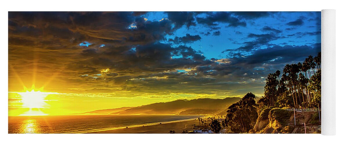 Santa Monica Bay Yoga Mat featuring the photograph Santa Monica Bay Sunset - 10.1.18 # 1 by Gene Parks