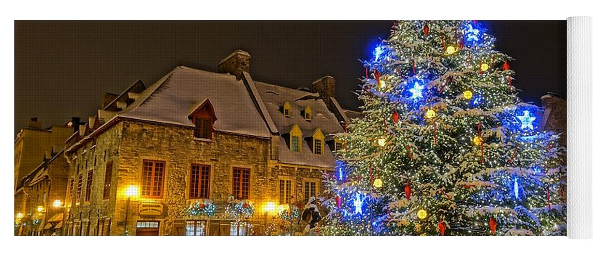 Quebec City Yoga Mat featuring the photograph Christmas Time in Quebec City by Patricia Caron