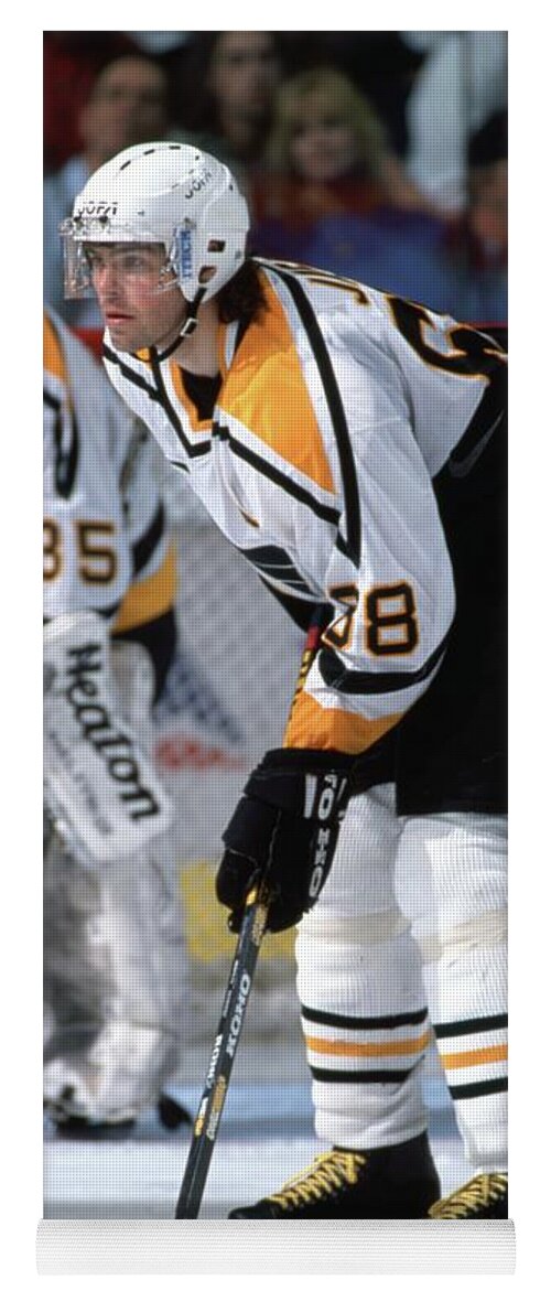 Jaromir Jagr Pittsburgh Penguins Poster Print, Hockey Player, Real