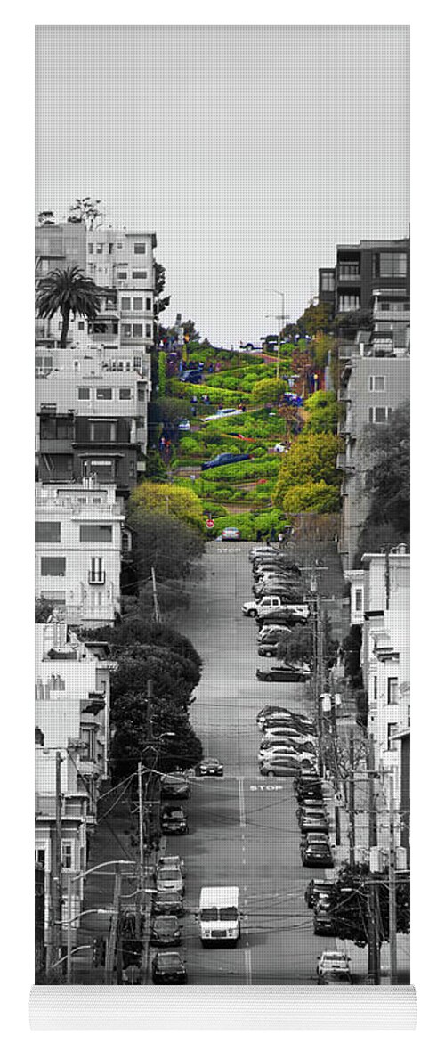 Wingsdomain Yoga Mat featuring the photograph Lombard Street San Francisco Crookedest Street In America R164 bw by Wingsdomain Art and Photography