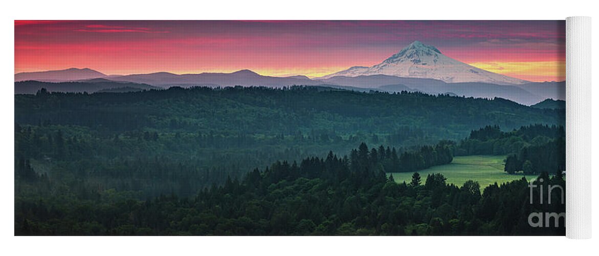 Jonsrud Viewpoint Yoga Mat featuring the photograph Mt Hood, Oregon, USA by Henk Meijer Photography
