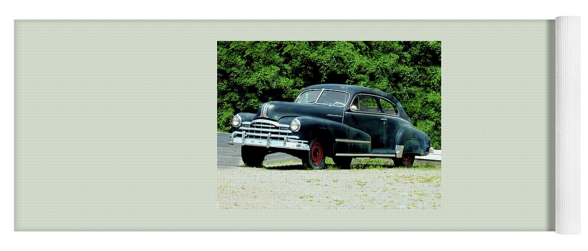 Old Cars Yoga Mat featuring the photograph Pontiac Siver Streak by Angelcia Carol Wright