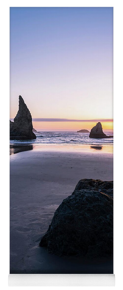Beaches Yoga Mat featuring the photograph Serene Bandon by Steven Clark