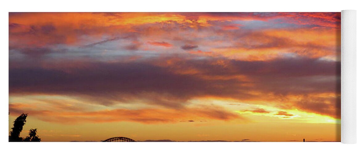 Sunsets Yoga Mat featuring the photograph Sunset on the Delaware No. Two by Linda Stern