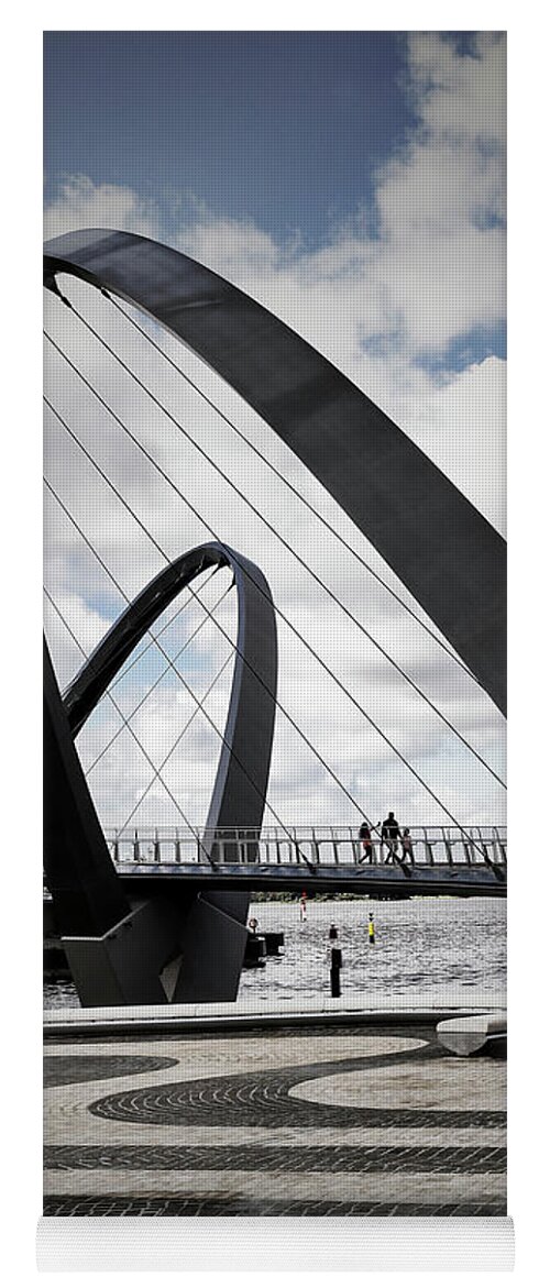 Perth Yoga Mat featuring the photograph Elizabeth Quay Pedestrian Bridge, Perth, Western Australia by Elaine Teague