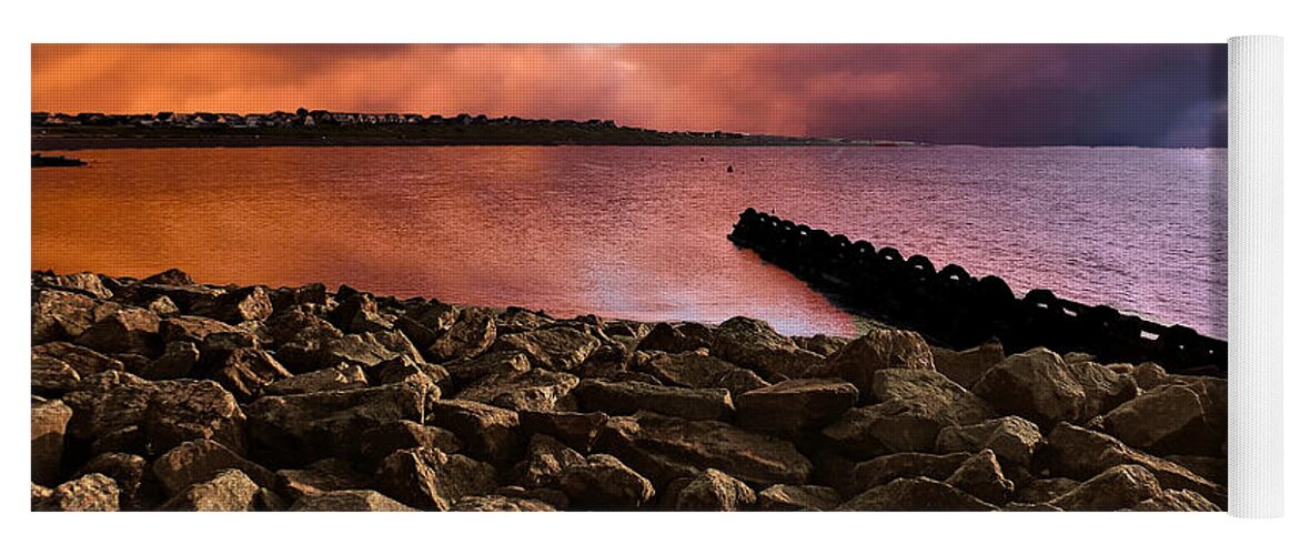 Hampton Yoga Mat featuring the photograph Hampton Bay Sunset by Richard Denyer