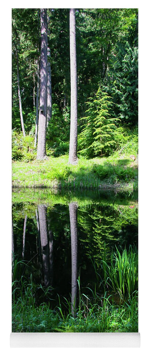 Hike Yoga Mat featuring the photograph In the trees by Leslie Struxness
