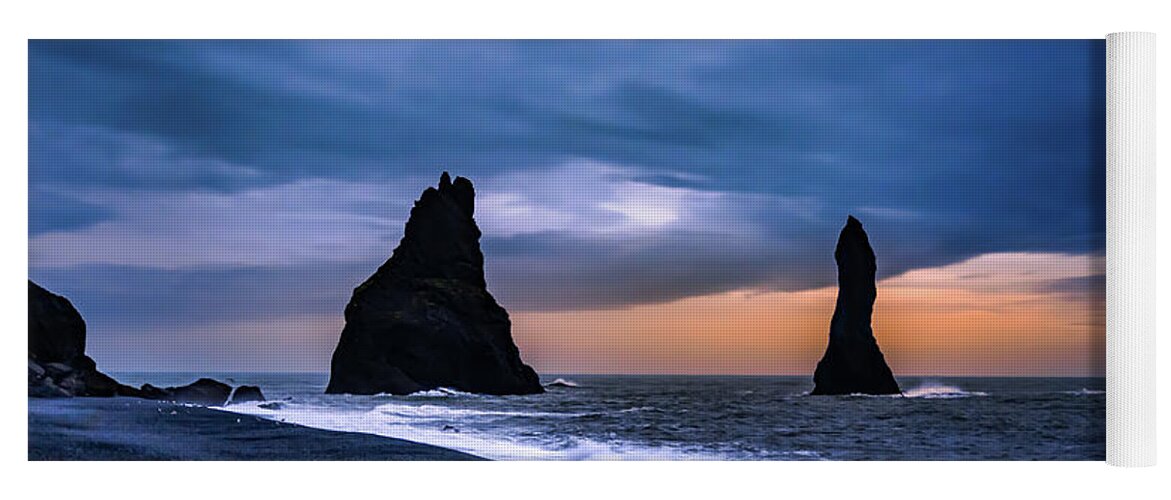 Atlantic Ocean Yoga Mat featuring the photograph Rising Dawn by Dee Potter