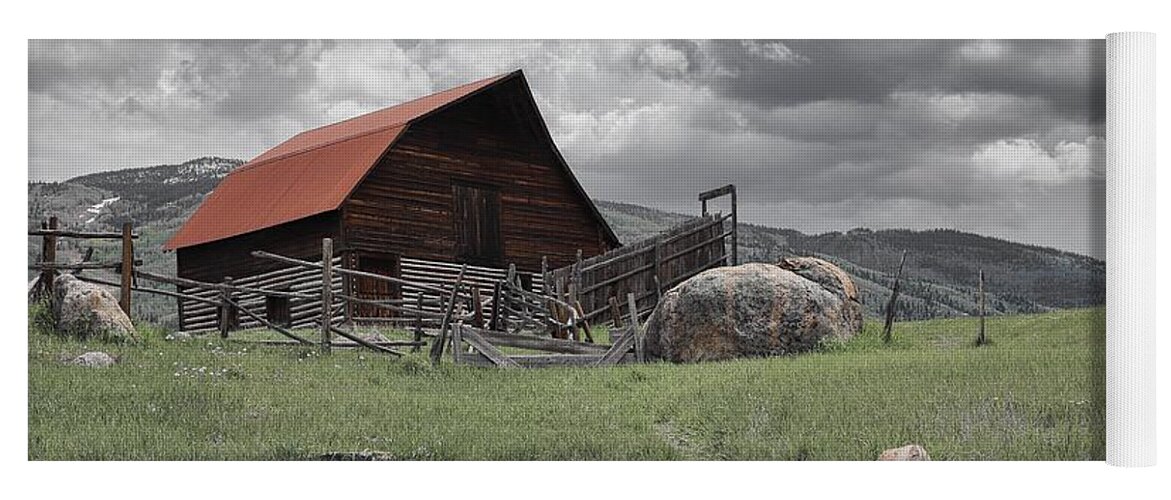 Steamboat Barn Yoga Mat featuring the photograph Steamboat Barn by Veronica Batterson
