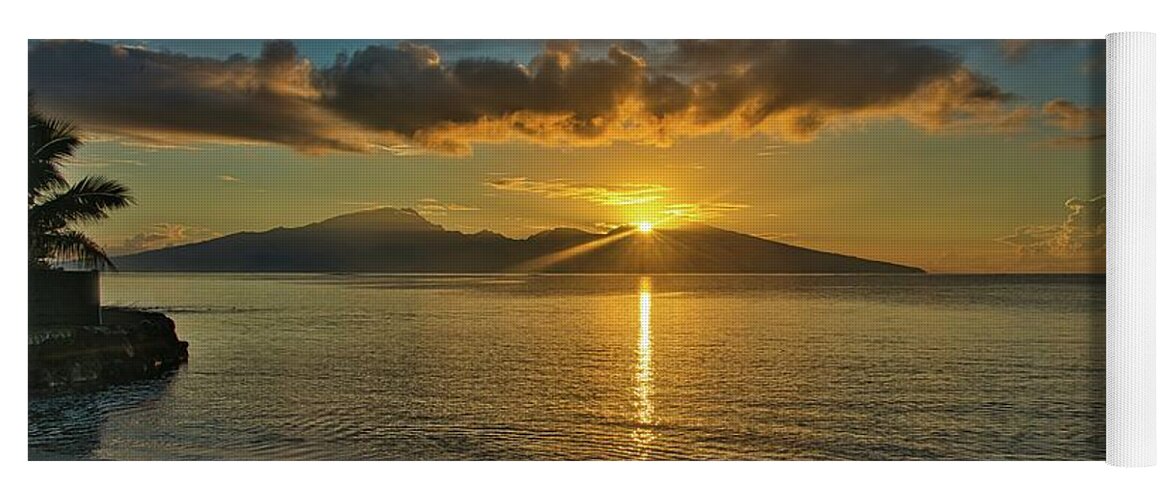 Tahitian Sunrise Yoga Mat featuring the photograph Sunrise Sun Star Over Tahiti Island by Heidi Fickinger