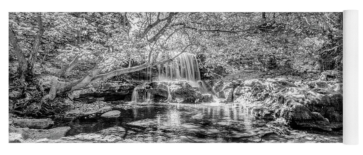 Tanyard Creek Nature Trail Yoga Mat featuring the photograph Tanyard Creek Waterfall In The Fall Grayscale by Jennifer White