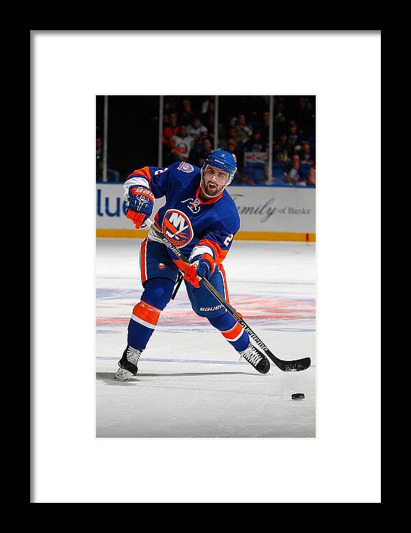People Framed Print featuring the photograph Edmonton Oilers V New York Islanders #1 by Mike Stobe