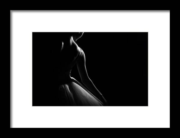 Outline Framed Print featuring the photograph N/t by Paulo Medeiros
