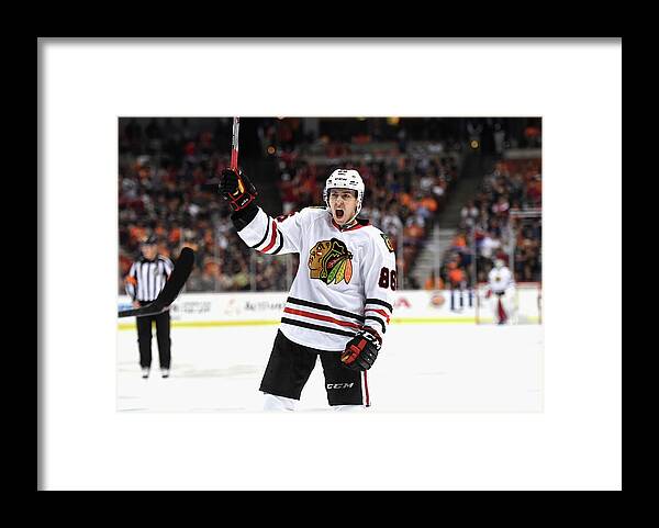 Playoffs Framed Print featuring the photograph Chicago Blackhawks V Anaheim Ducks - #3 by Harry How