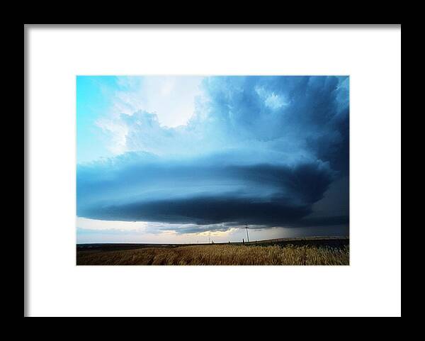 Tornadic Supercell Framed Print featuring the photograph Supercell Thunderstorm #6 by Jim Reed Photography/science Photo Library