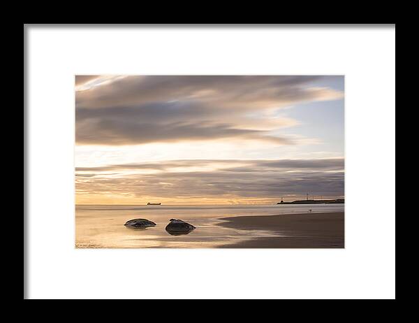 Aberdeen Framed Print featuring the photograph Aberdeen Beach at Dawn by Veli Bariskan