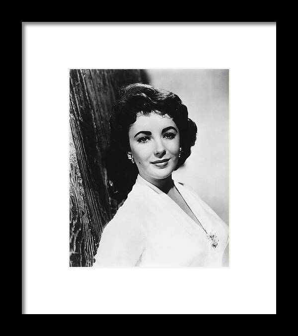 1950's Framed Print featuring the photograph Actress Elizabeth Taylor by Underwood Archives