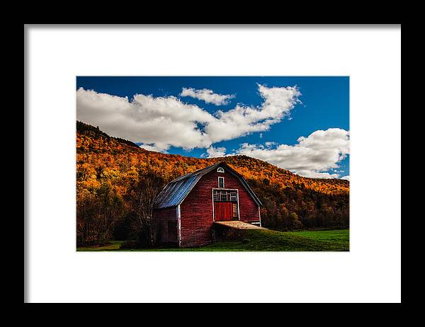 Autumn Foliage New England Framed Print featuring the photograph Barn on Vermont's Route 100 by Jeff Folger