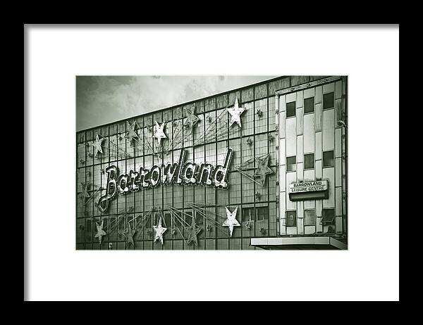 Barrowland Framed Print featuring the photograph Barrowland Glasgow by Liz Leyden