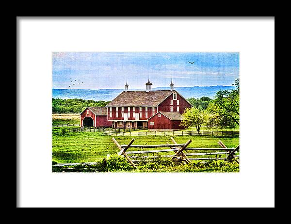 Barn Framed Print featuring the photograph Battlefield Barn by Cathy Kovarik