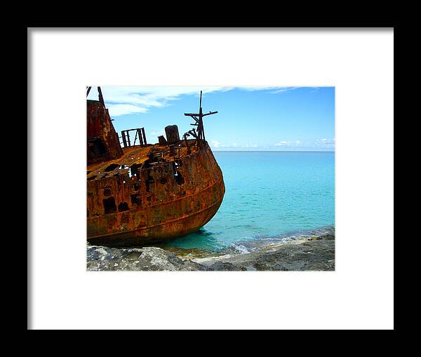 Boat Framed Print featuring the photograph Beautiful Junk by Kim Pippinger