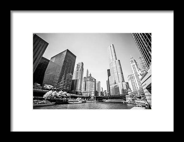 333 North Michigan Avenue Framed Print featuring the photograph Black and White Picture of Downtown Chicago by Paul Velgos
