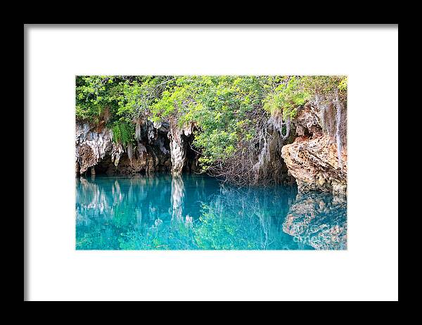 Bermuda Framed Print featuring the photograph Blue Hole by Charline Xia