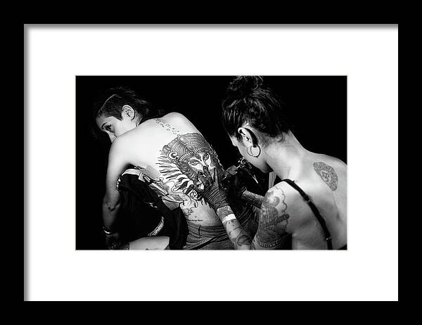 Tattoo Framed Print featuring the photograph Bodypaint by Tuncay Co?kun