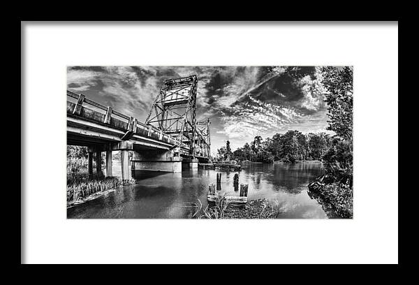 East Pearl River Framed Print featuring the photograph Bridge Life by Raul Rodriguez