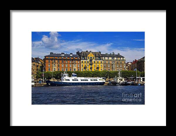 Building Framed Print featuring the photograph Buildings and Boats by Roberta Bragan