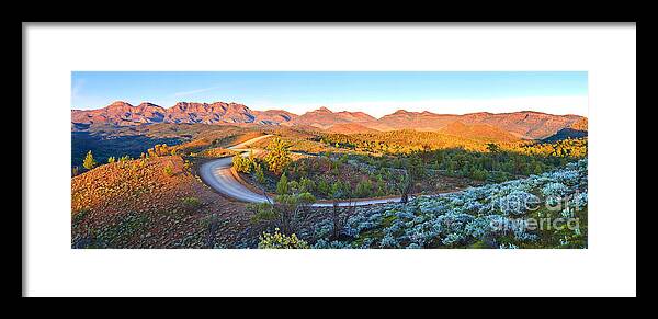 Bunyeroo Valley Flinders Ranges South Australia Australian Landscape Landscapes Pano Panorama Outback Early Morning Wilpena Pound Framed Print featuring the photograph Bunyeroo Valley by Bill Robinson