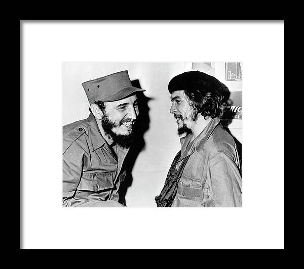 1950s Framed Print featuring the photograph Castro And Guevara by Underwood Archives