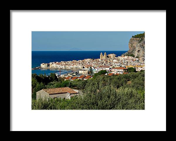 Italy Framed Print featuring the photograph Cefalu Sicily by Alan Toepfer
