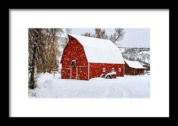 Holiday Framed Print featuring the photograph Country Holiday Barn by Teri Virbickis