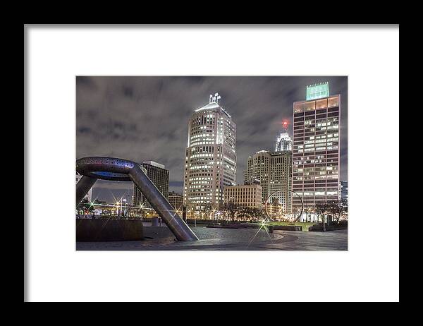 Detroit Framed Print featuring the photograph Detroit fountain and cityscape by John McGraw