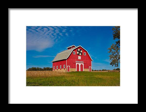 Landscape Framed Print featuring the photograph Dutch Colonial Quilt Barn by Virginia Folkman