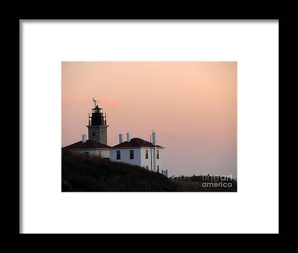 Sunset Framed Print featuring the photograph Facing the Light by Lili Feinstein