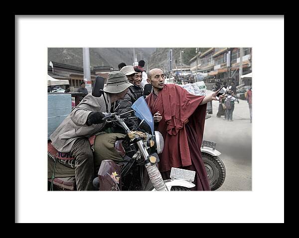 China Framed Print featuring the photograph Follow the Iphone by Michel Verhoef