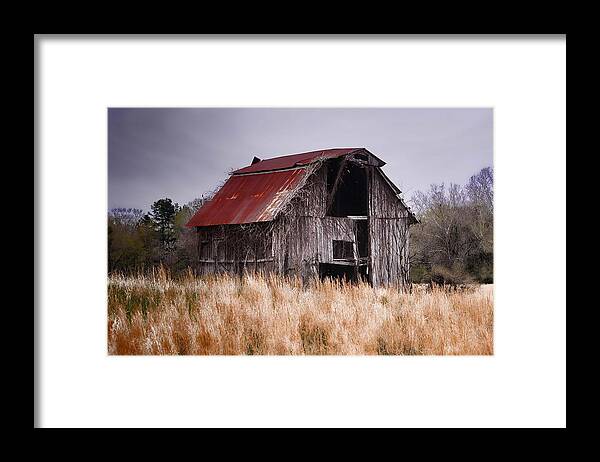 Barn Framed Print featuring the photograph Forgotten by Renee Hardison