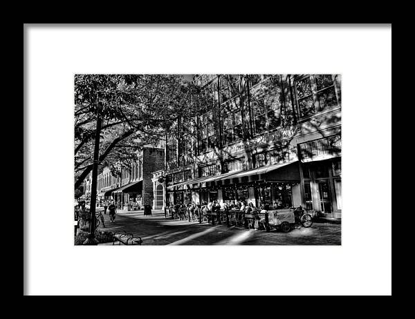 Four Market Square Framed Print featuring the photograph Four Market Square in Knoxville by David Patterson