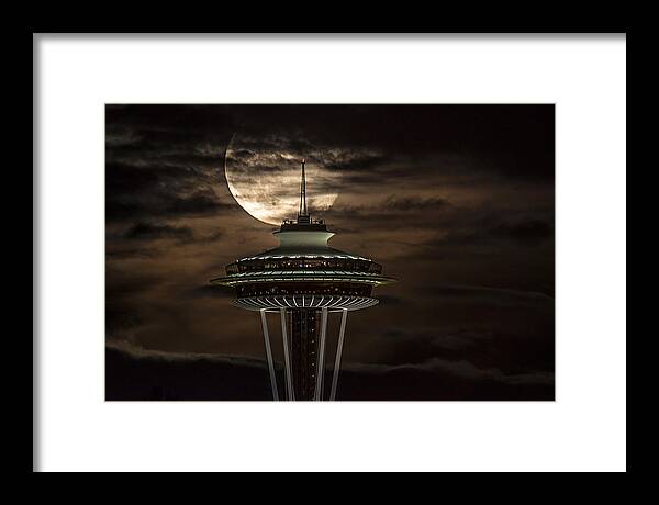 Full Moon Framed Print featuring the photograph Full Moon and Space Needle by Yoshiki Nakamura